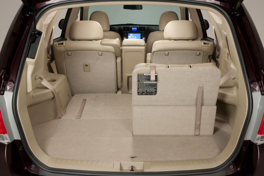  Toyota Highlander 2011 года  (фото 43 из 108)